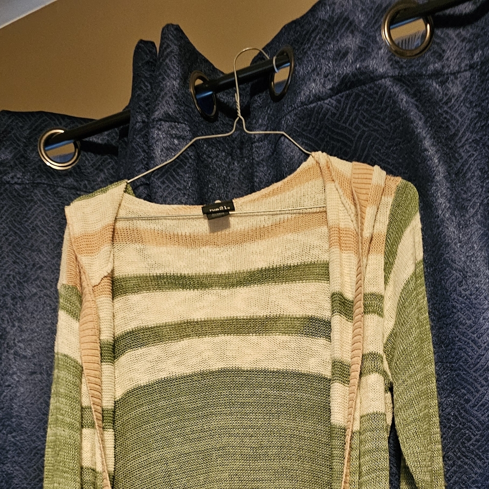 Moa Moa Green and Cream Striped Women's Sweater